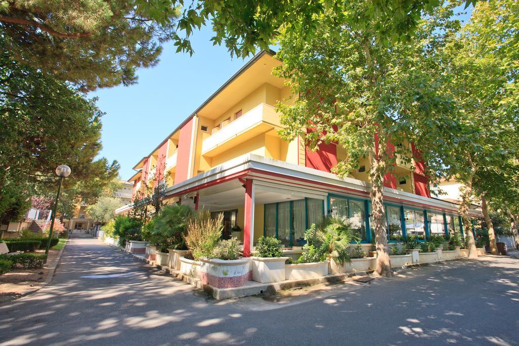 Elisabetta Hotel Cesenatico Luaran gambar