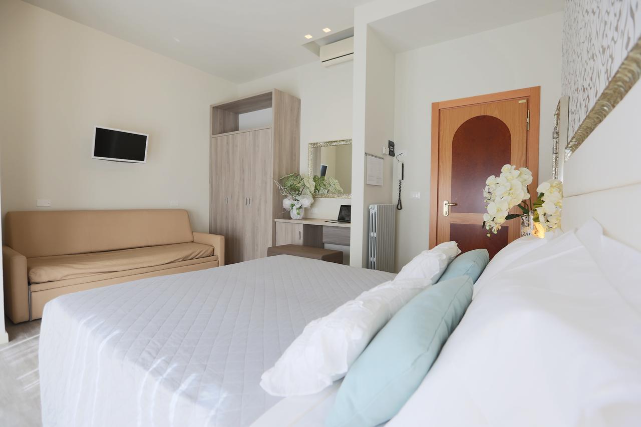 Elisabetta Hotel Cesenatico Luaran gambar
